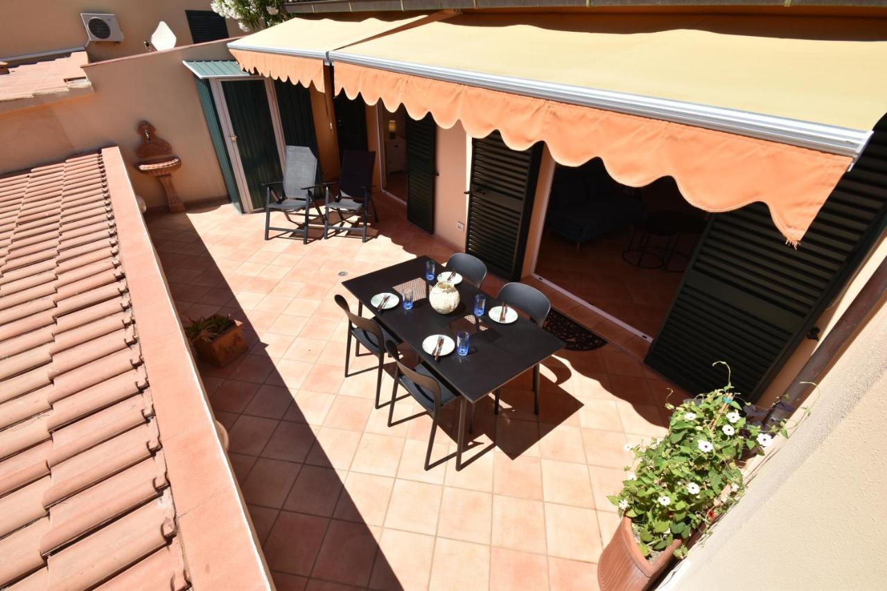 Route 25 - Cavoli - Vista Mare, Con Clima, Terrazza E Posto Auto Apartment Spiaggia di Cavoli Exterior photo