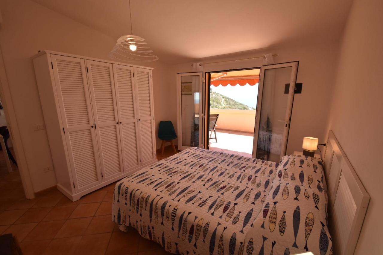 Route 25 - Cavoli - Vista Mare, Con Clima, Terrazza E Posto Auto Apartment Spiaggia di Cavoli Exterior photo
