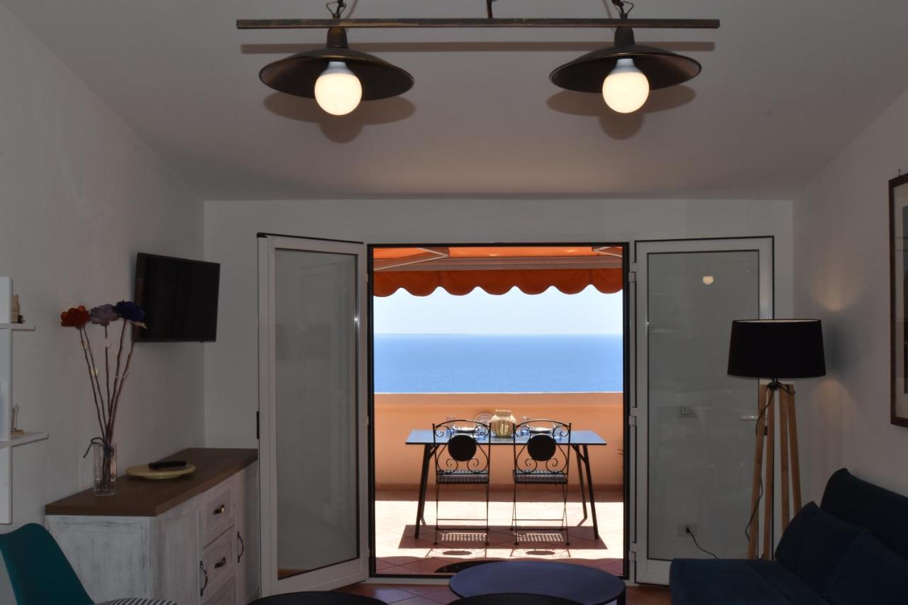 Route 25 - Cavoli - Vista Mare, Con Clima, Terrazza E Posto Auto Apartment Spiaggia di Cavoli Exterior photo